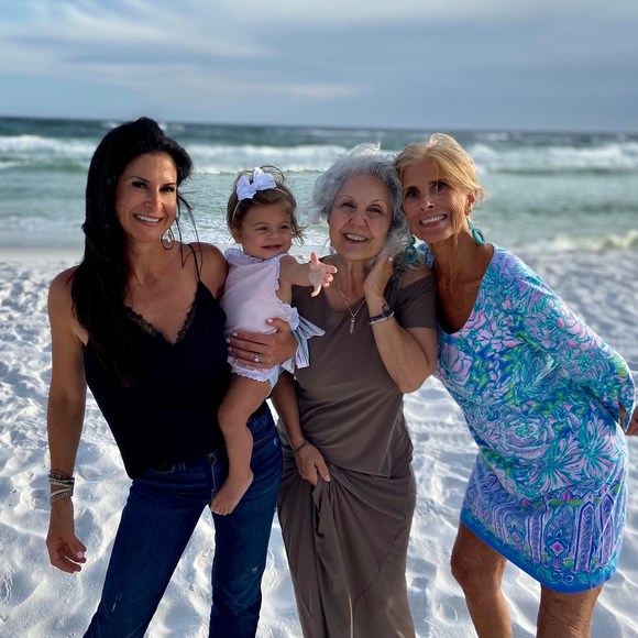 Meet your Posher, Casey - Picture 1 of 1